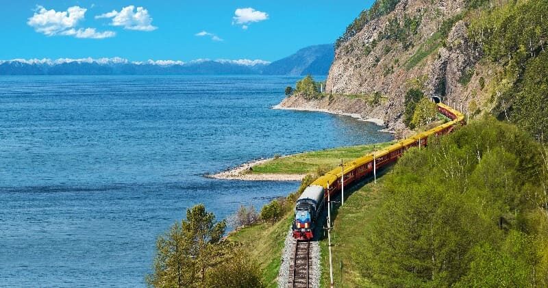 Transit Zarengold am Baikalsees